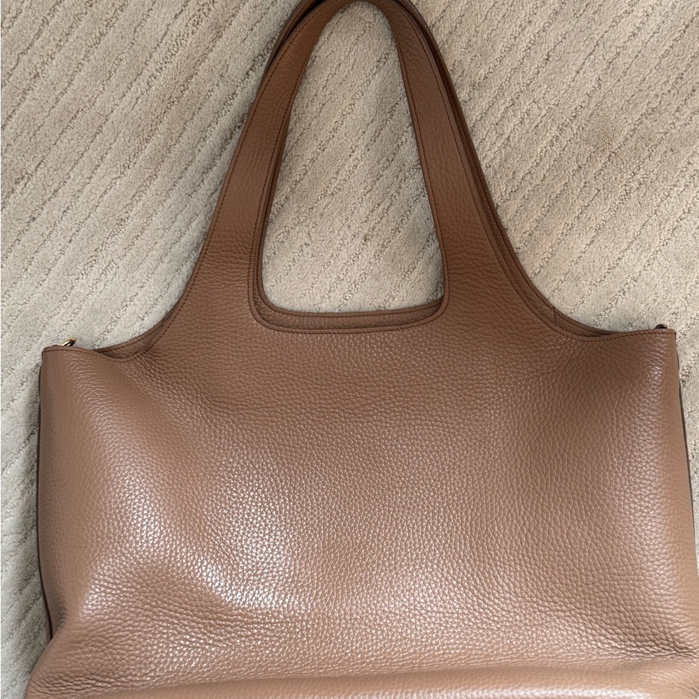 Cuyana System Tote (16 inch) in Cappuccino